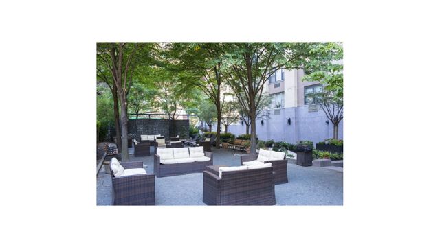 201 W 70th St Apt 2L, New York City, NY 10023