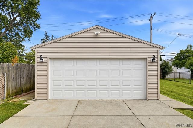 178 Waverly Avenue, Tonawanda, NY 14217