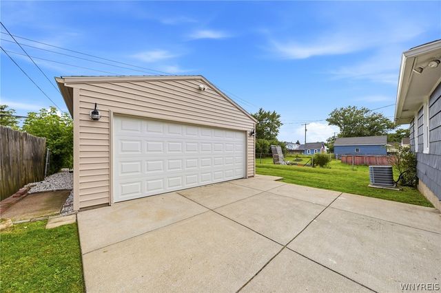 178 Waverly Avenue, Tonawanda, NY 14217