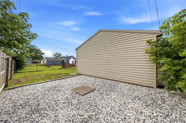 178 Waverly Avenue, Tonawanda, NY 14217