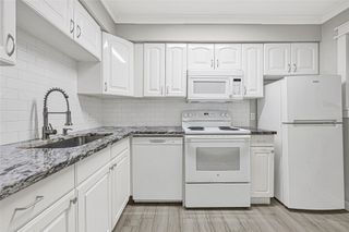 107 E Willowick Avenue 4, Friendswood, TX 77546