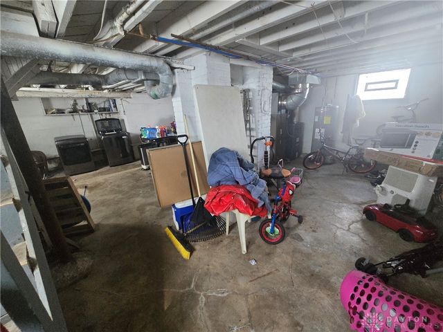 355 Elmhurst Road, Dayton, OH 45417