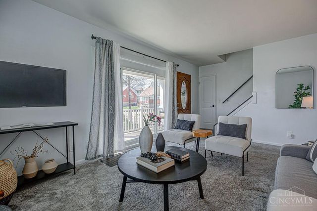 3396 Greencrest Court, Cincinnati, OH 45248