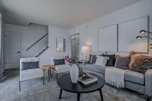 3396 Greencrest Court, Cincinnati, OH 45248