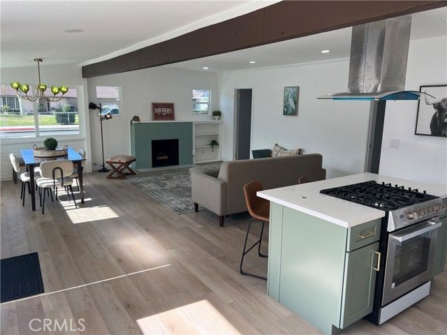 795 Laurel, Pomona, CA 91768