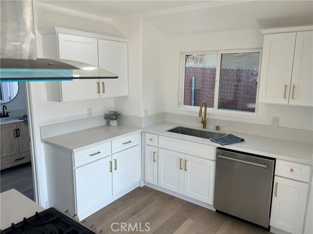 795 Laurel, Pomona, CA 91768