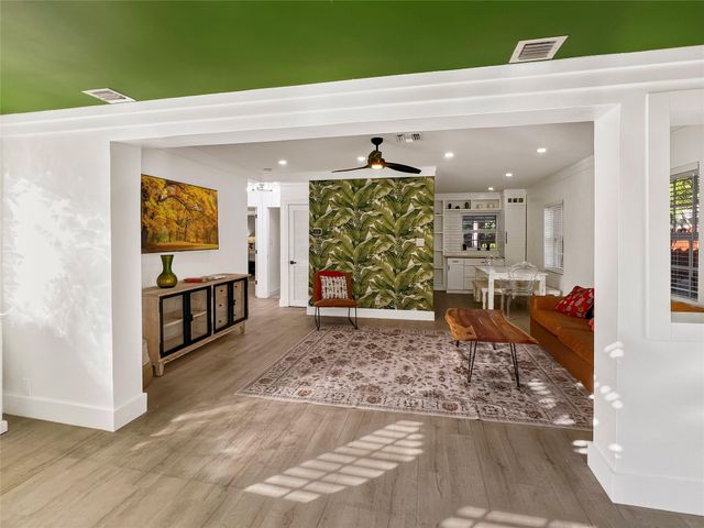 1641 NW 6th Ave, Fort Lauderdale, FL 33311