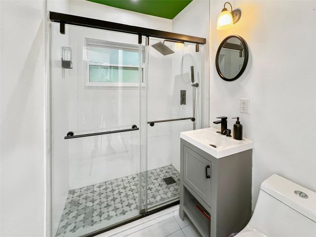 1641 NW 6th Ave, Fort Lauderdale, FL 33311