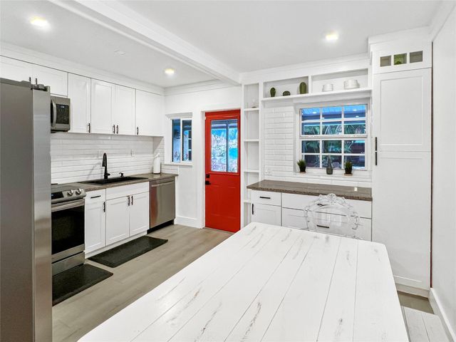 1641 NW 6th Ave, Fort Lauderdale, FL 33311