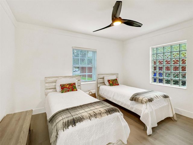 1641 NW 6th Ave, Fort Lauderdale, FL 33311