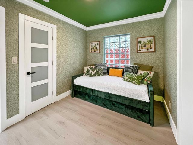 1641 NW 6th Ave, Fort Lauderdale, FL 33311