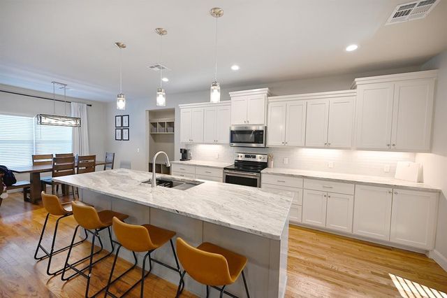 318 E Bandera Street, Stillwater, OK 74074