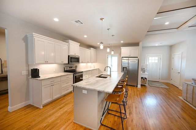 318 E Bandera Street, Stillwater, OK 74074