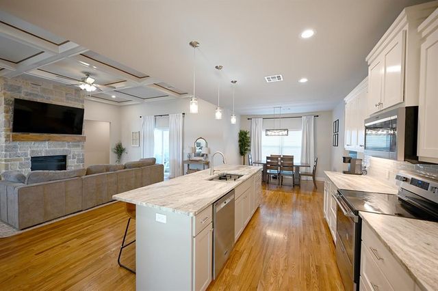 318 E Bandera Street, Stillwater, OK 74074