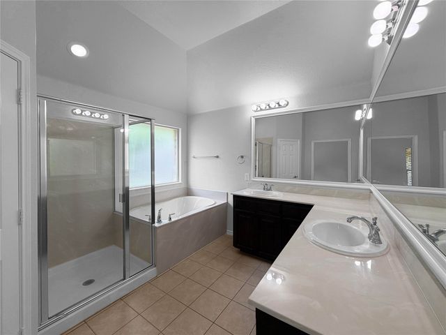 10036 Red Bluff Lane, Fort Worth, TX 76177