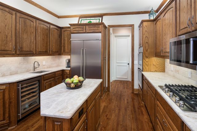 5 Birchmont Lane, Dallas, TX 75230
