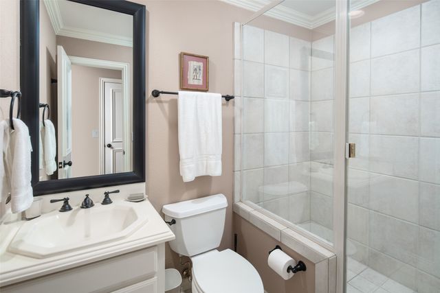 5 Birchmont Lane, Dallas, TX 75230