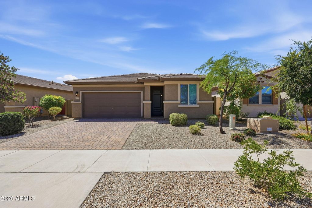 17715 W VIA DE LUNA Drive, Surprise, AZ 85387