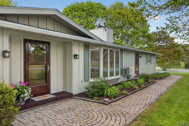2403 Amidon Drive, Marcellus, NY 13108