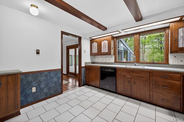 2403 Amidon Drive, Marcellus, NY 13108