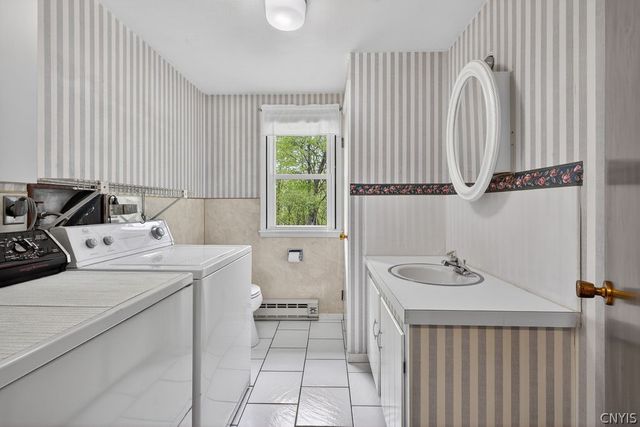 2403 Amidon Drive, Marcellus, NY 13108