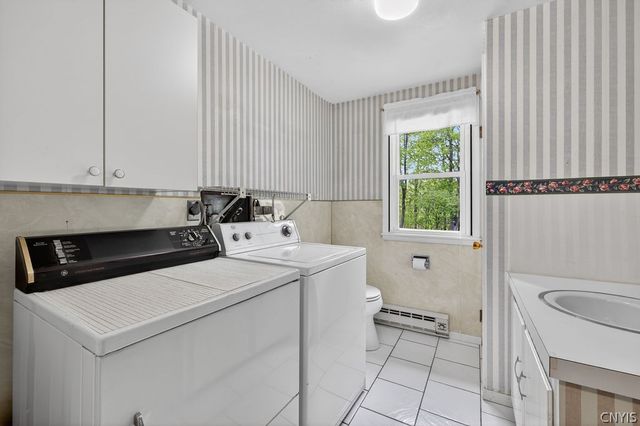 2403 Amidon Drive, Marcellus, NY 13108
