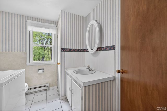 2403 Amidon Drive, Marcellus, NY 13108