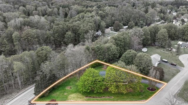 2403 Amidon Drive, Marcellus, NY 13108