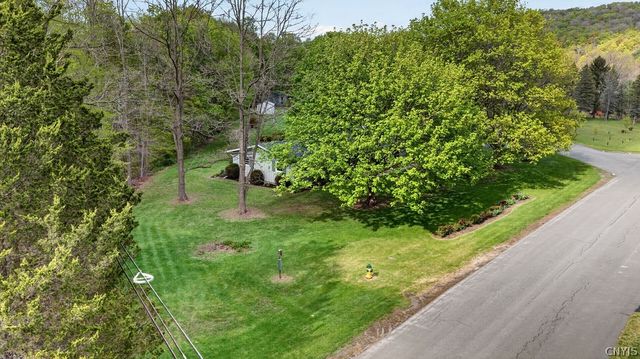 2403 Amidon Drive, Marcellus, NY 13108