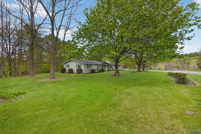 2403 Amidon Drive, Marcellus, NY 13108