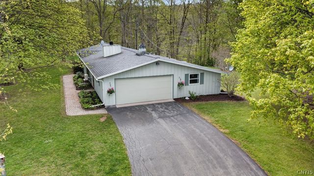 2403 Amidon Drive, Marcellus, NY 13108