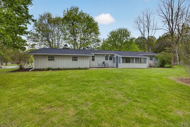 2403 Amidon Drive, Marcellus, NY 13108
