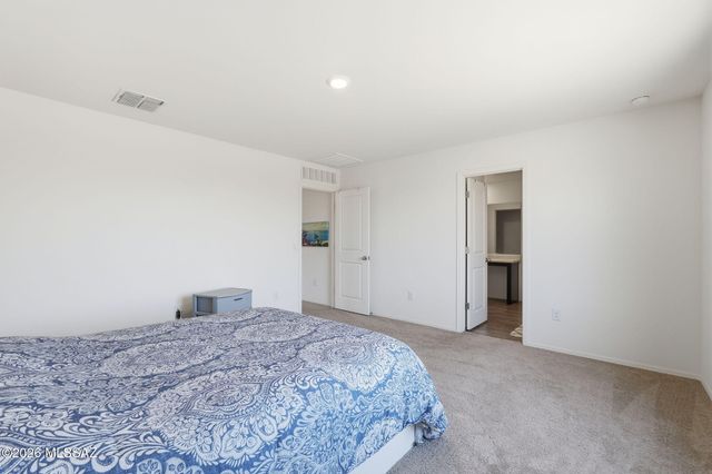 5962 S Rowan Court, Tucson, AZ 85706