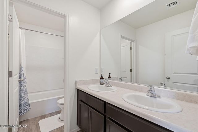 5962 S Rowan Court, Tucson, AZ 85706