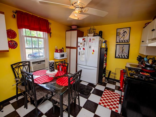 1742 N 34th Avenue, Stone Park, IL 60165