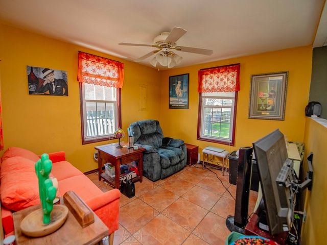 1742 N 34th Avenue, Stone Park, IL 60165