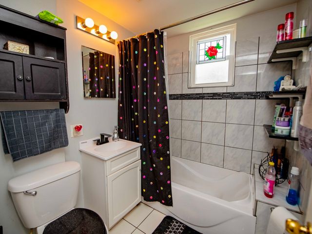 1742 N 34th Avenue, Stone Park, IL 60165