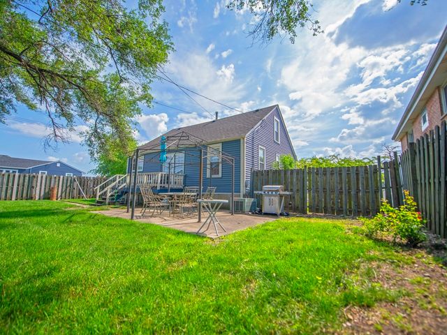 1742 N 34th Avenue, Stone Park, IL 60165