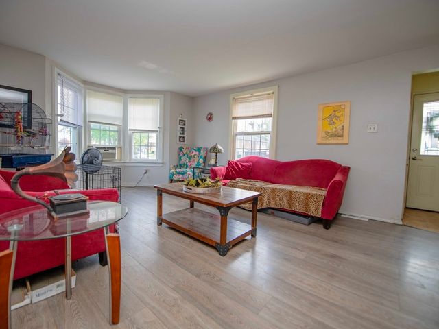 1742 N 34th Avenue, Stone Park, IL 60165