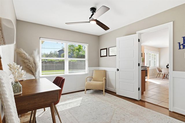 2015 Woodcrest Drive, Houston, TX 77018