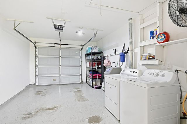 2015 Woodcrest Drive, Houston, TX 77018