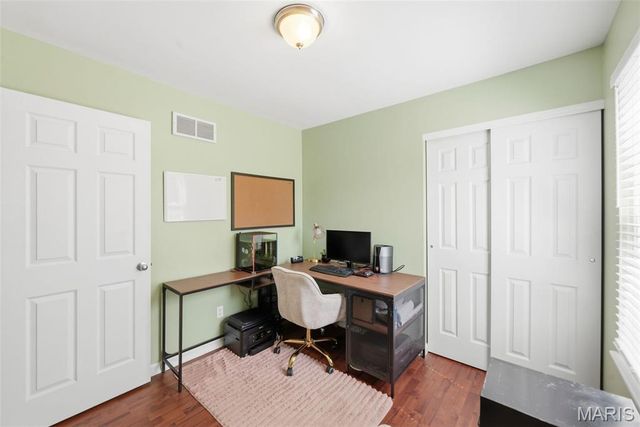 1818 Florine Court, St Charles, MO 63303