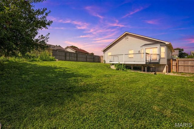 1818 Florine Court, St Charles, MO 63303