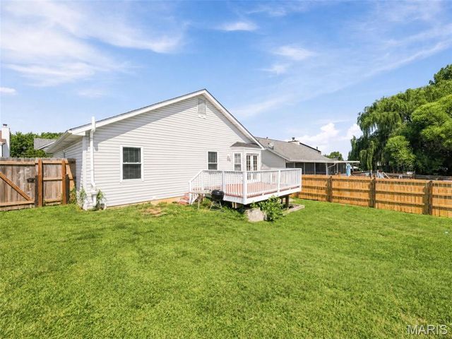 1818 Florine Court, St Charles, MO 63303