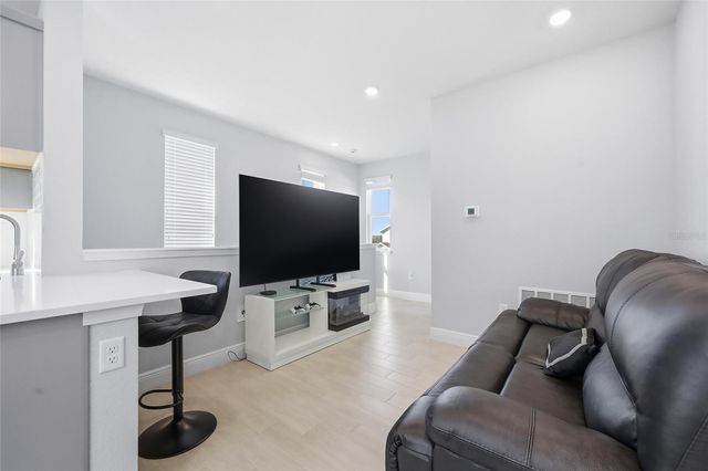 10101 PEARSON AVENUE, Orlando, FL 32827