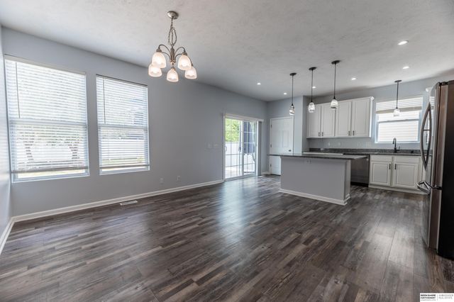 7817 N 154th Street, Bennington, NE 68007