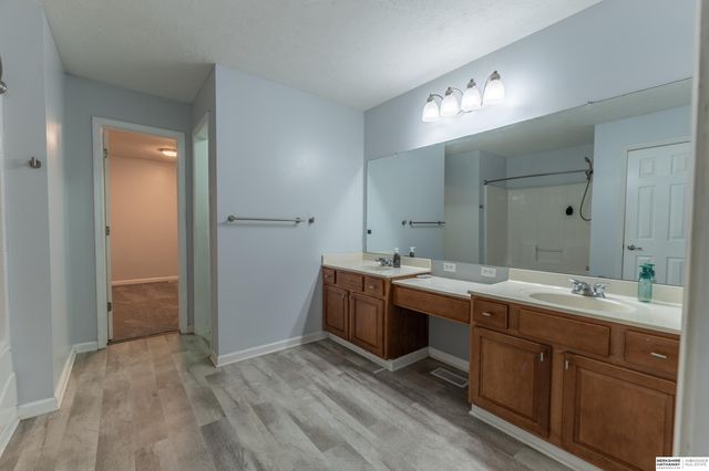 7817 N 154th Street, Bennington, NE 68007