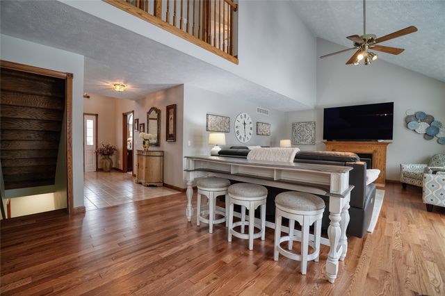 8690 WINDY Lane, North East, PA 16428