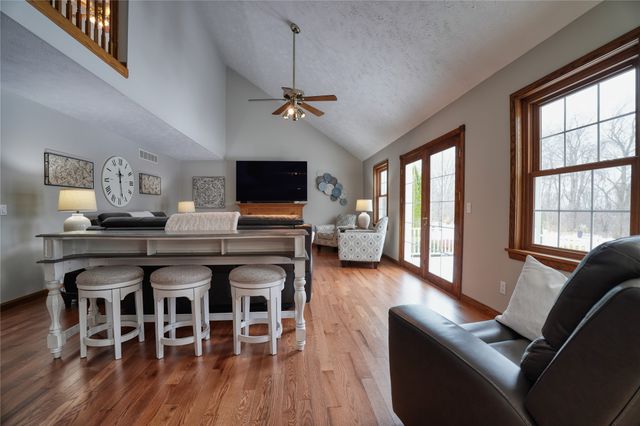 8690 WINDY Lane, North East, PA 16428