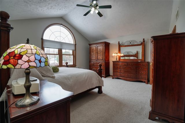 8690 WINDY Lane, North East, PA 16428